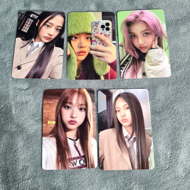 NewJeans Photocard - Official from New Jeans Weverse Album OMG ver. 2nd EP NWJNS 'Omg , Ditto' Minji