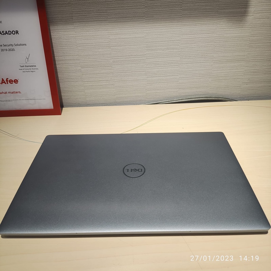 DELL XPS 13 9315 Intel Core I7 1250U 16GB 512GB SSD WUXGA IRIS XE Windows 11 Professional Ice Blue Terlaris