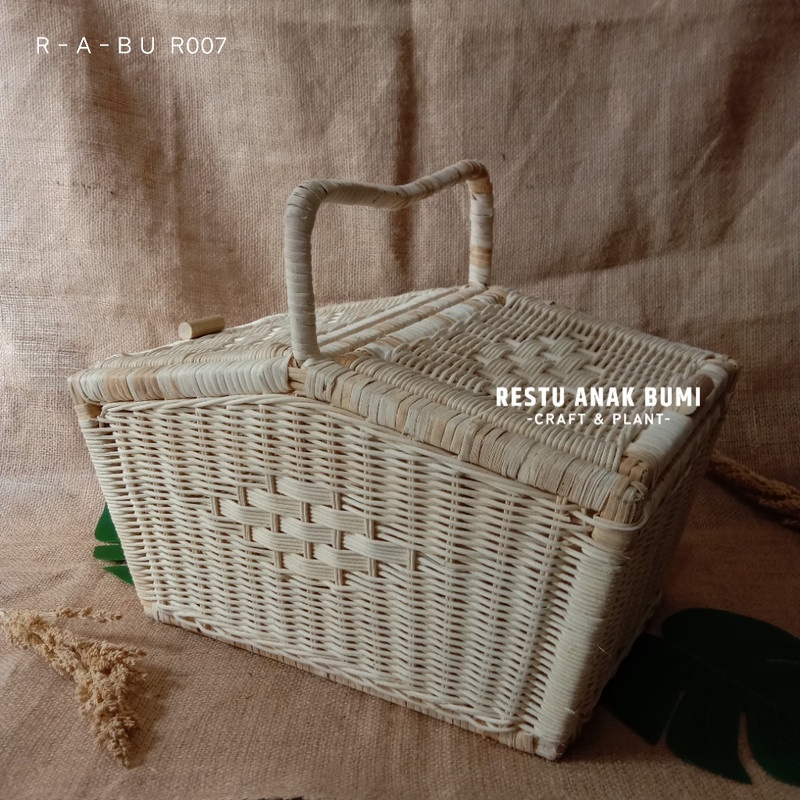 

(R007) Rantang Piknik Dengan tutup 42x28/Hampers/Hantaran/Hadiah/Lamaran/Seserahan/Kado/Gift/Parcel Lebaran/Natal/Acara/Catering/Makanan/Minuman/Keranjang Buah/Souvenir/Wadah Serbaguna/Basket/Perabotan/Fruit Box/Sembako/Teh/Gula/Beras/Telur