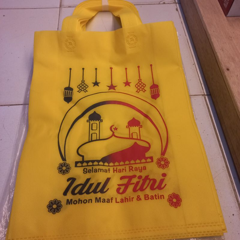 

tas lebaran idul fitri 30x40 & 38x50 tebel.isi 1 pcs
