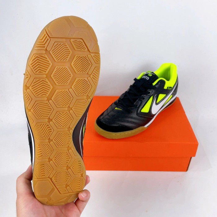 SEPATU FUTSAL NIKE 5 GATO LTR BLACK YELLOW IC