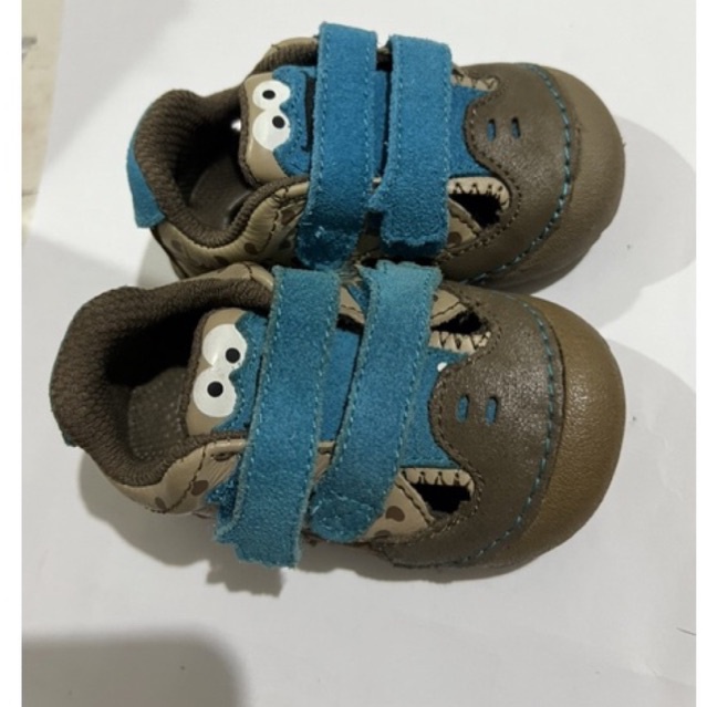 preloved baby shoes stride rite cookie monster size us 3m,uk 2.5,eu 18.5