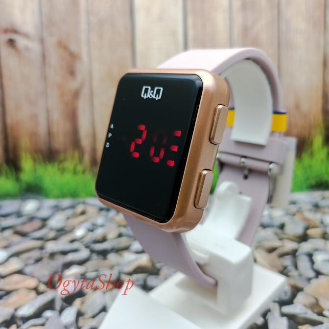 Q&Q QnQ QQ LED Jam Tangan Pria Wanita Strap Karet M197J005Y Original ---NEW---