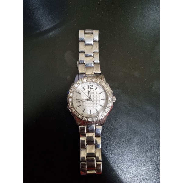 DIJUAL JAM TANGAN GUESS ORIGINAL SECOND / JAM TANGAN BEKAS PEMAKAIAN PRIBADI ORIGINAL