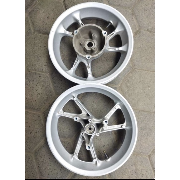 velg yamaha nmax depan belakang