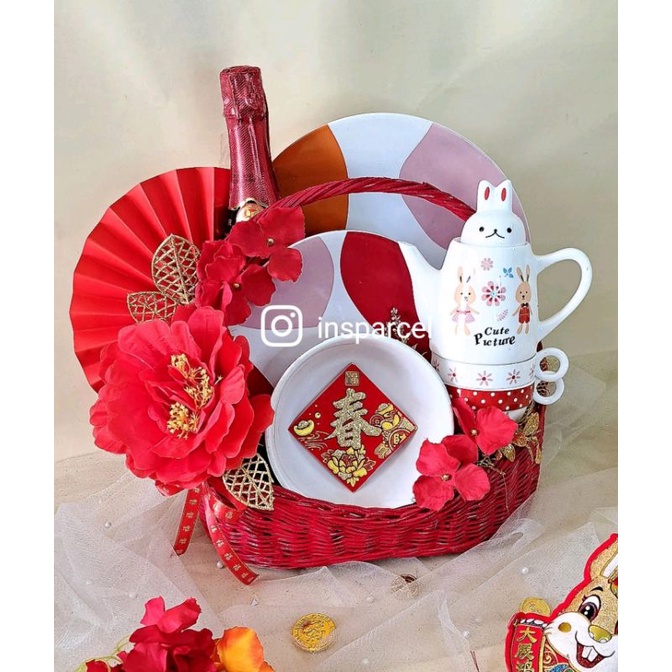 

CNY HAMPERS / PARCEL PECAH BELAH IMLEK / CHINESE NEW YEAR 2025 / CNY 2025 / KERAMIK / DINNER SET IMLEK / TEKO SET KELINCI / SHIO ULAR / YEAR OF SNAKE / BINGKISAN MURAH IMLEK
