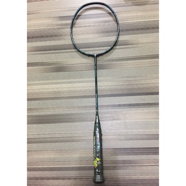 Raket Badminton Yonex Voltric Z Force 2 II Original
