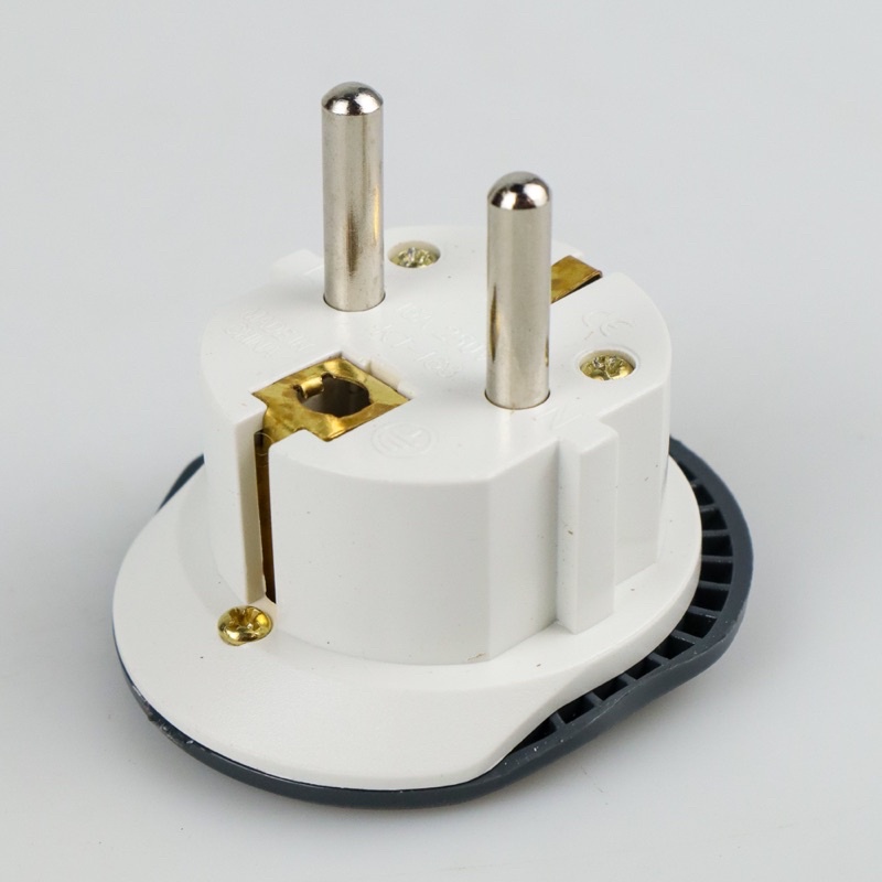 AUKTION LOOP UNIVERSAL TRAVEL ADAPTER AU IS UK TO EU PLUg 16A-N16 Taffware