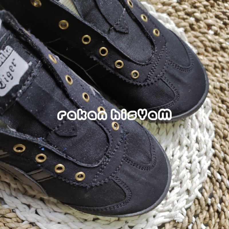 SEPATU SLIP ON MULES ONIT LIMITED EDITION FULL BLACK JAPAN STYLE