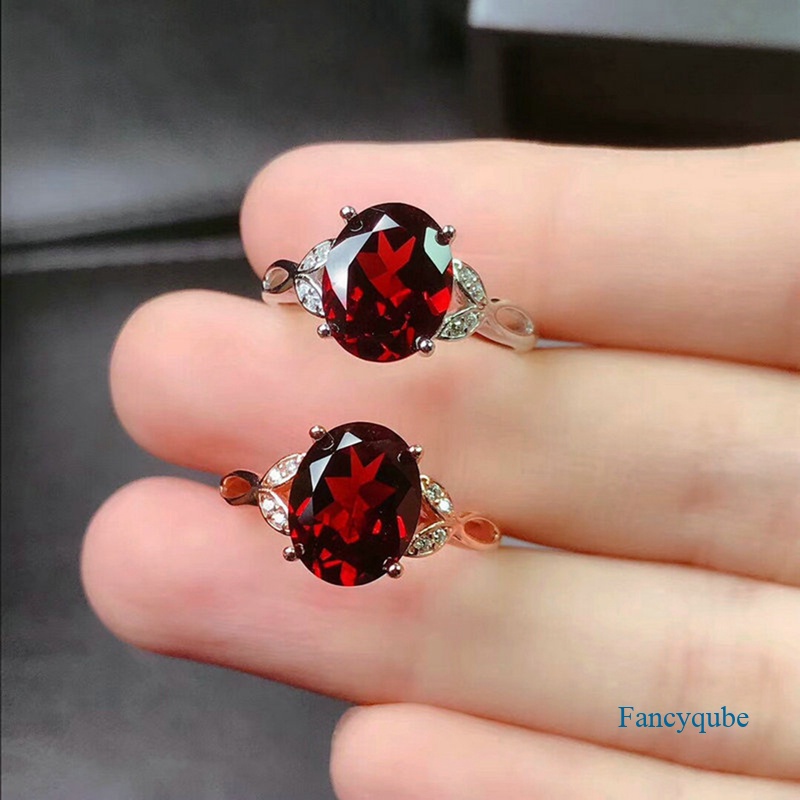 Cincin Desain Minimalis Perempuan Hias Oval Merah Cubic Zirconia Penjualan Panas Perhiasan Yang Dapat Disesuaikan Untuk Wanita Hadiah Tunangan Pernikahan