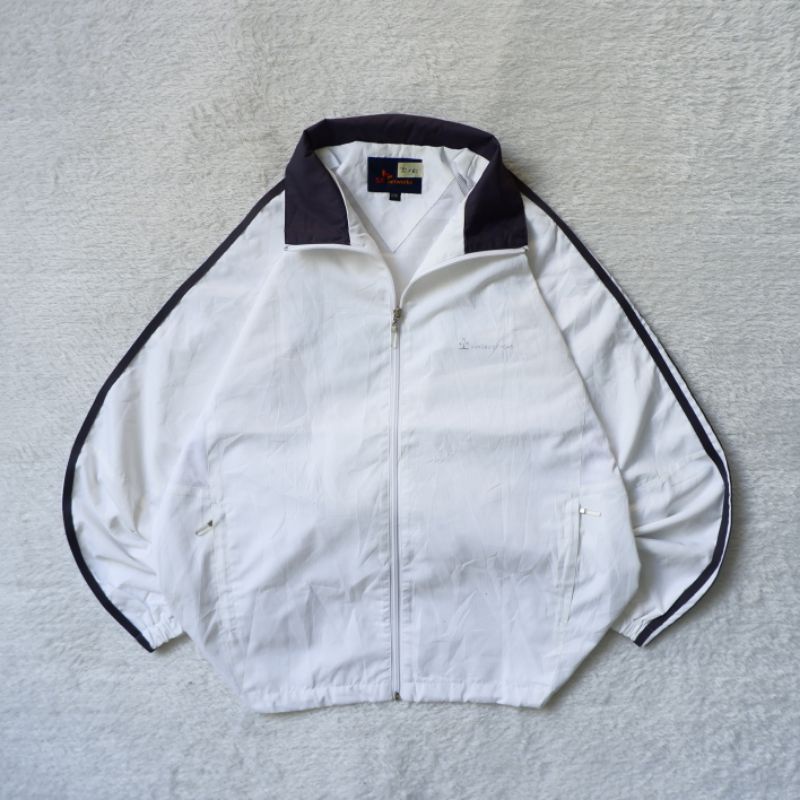 SK Networks Windbreaker Putih Tapped