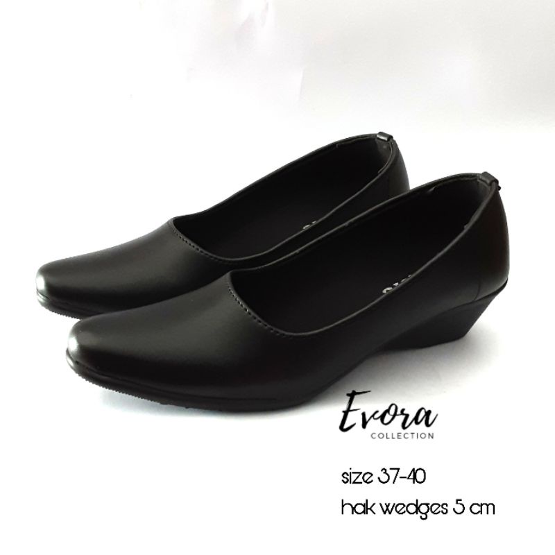 Sepatu kerja wanita hitam polos hak 5 cm | Sepatu pantofel wanita kerja kantor dinas formal