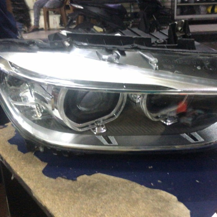 Headlamp bmw F30 Lampu depan BMW F30 original