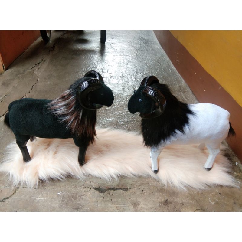 gantungan kunci domba adu miniatur domba adu khas garut