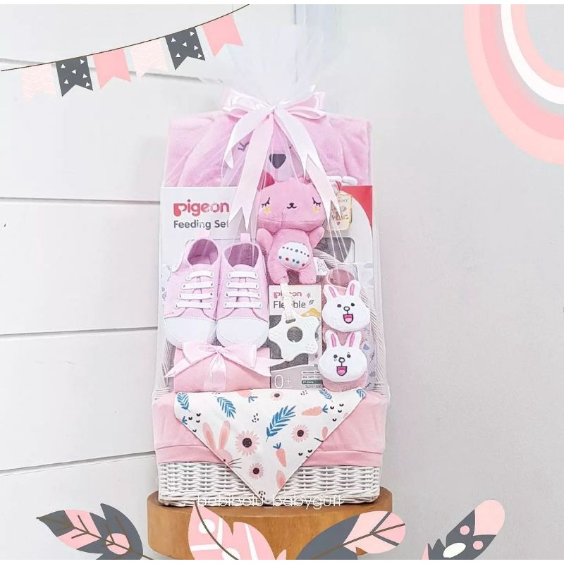 Bebibolu Monochrome Series Newborn Hampers Baby Gift Parsel bayi