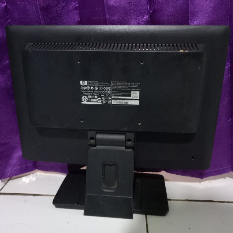 LED LCD Monitor PC Komputer CCTV 15 Inch Wide Garansi