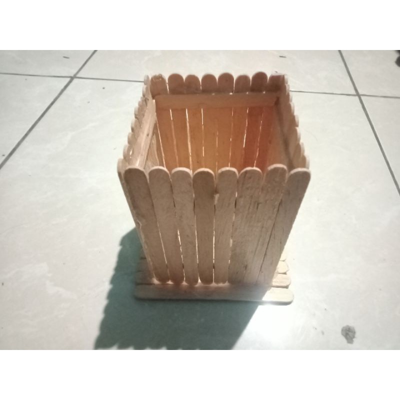 

Tempat pensil serbaguna