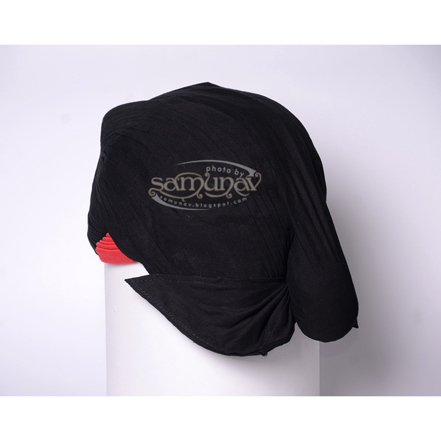 Blangkon Hitam Polos Sidangan Merah Super Halus