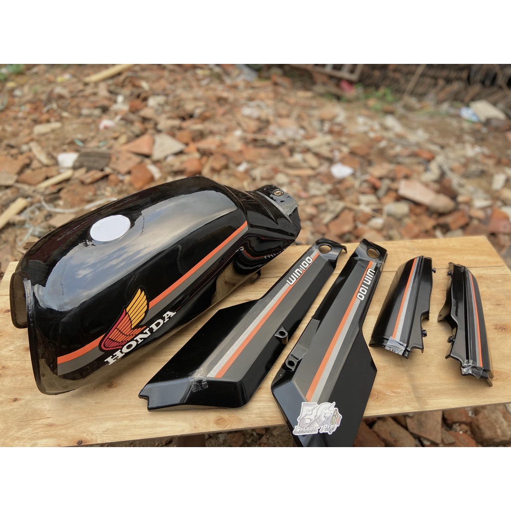 Tangki honda win win 100 warna set cover body win bok aki win set striping warna hitam