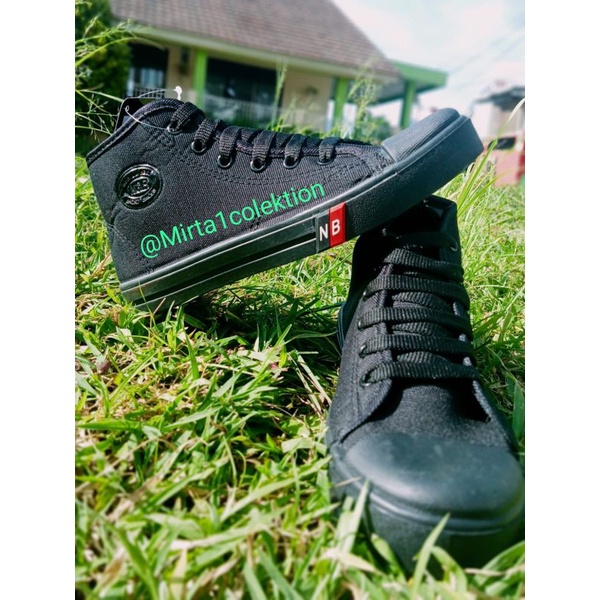 sepatu sekolah dan peramuka NB Hitam polos boot pria dan wanita SD,SMP,SMA.