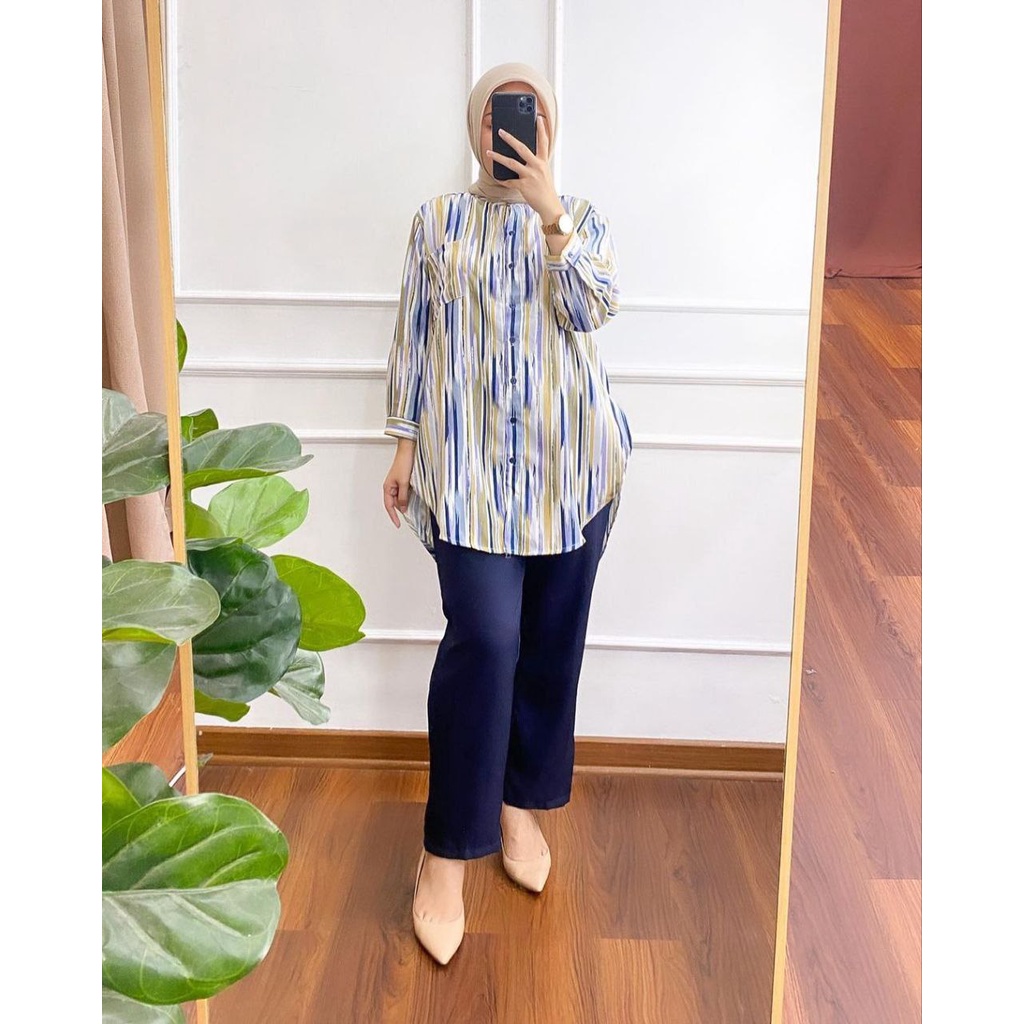 Amora Set | One Set Wanita Kekinian Kemeja Salur Shakila Twill Premium Baju Setelan Wanita LD 110 cm