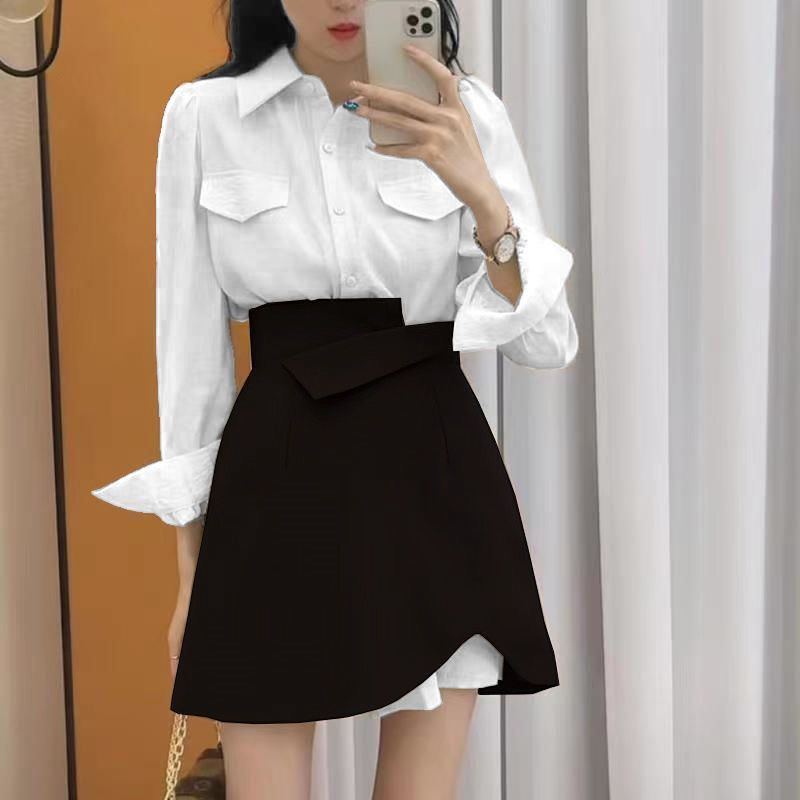 Red Frosty Style Shirt Wanita Rasa Desain Niche Retro Gaya Hong Kong Rok Pendek Rok Wanita Musim Gugur Slimming Suit dua Potong Set