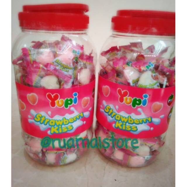 

JANGAN SAMPAI KETINGGALAN Yupi Strawberry Kiss Toples