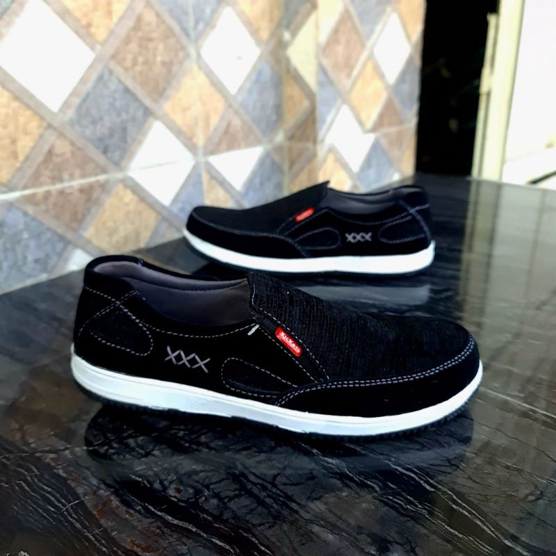 Sepatu Pria Slip On Casual/Sneakers Pria Formall