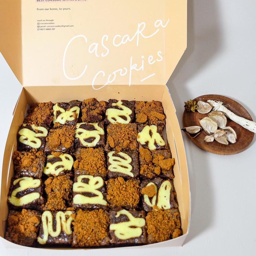 

► Cascara Cookies - Lotus Biscoff x Marble Cheese 20x20cm ➯