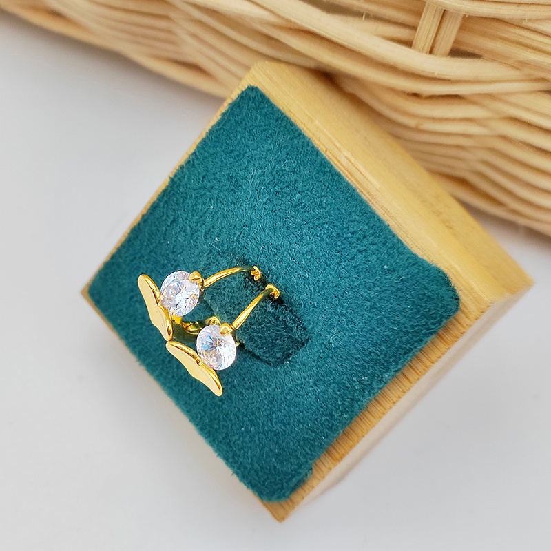 S925 Anting Berlian Hadiah Pacar Wanita Anting Berlapis Dengan Anting Cinta Emas Aksesoris Fashion