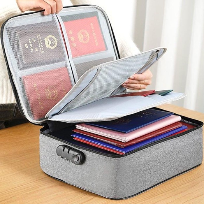 

Box File Tas Dokumen / Kotak Penyimpanan / Arsip Koper / Tempat Berkas/Tas