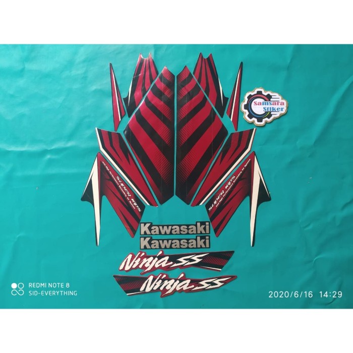 

TERLARIS | Sticker Striping Motor Kawasaki Ninja SS 150 2015 Merah