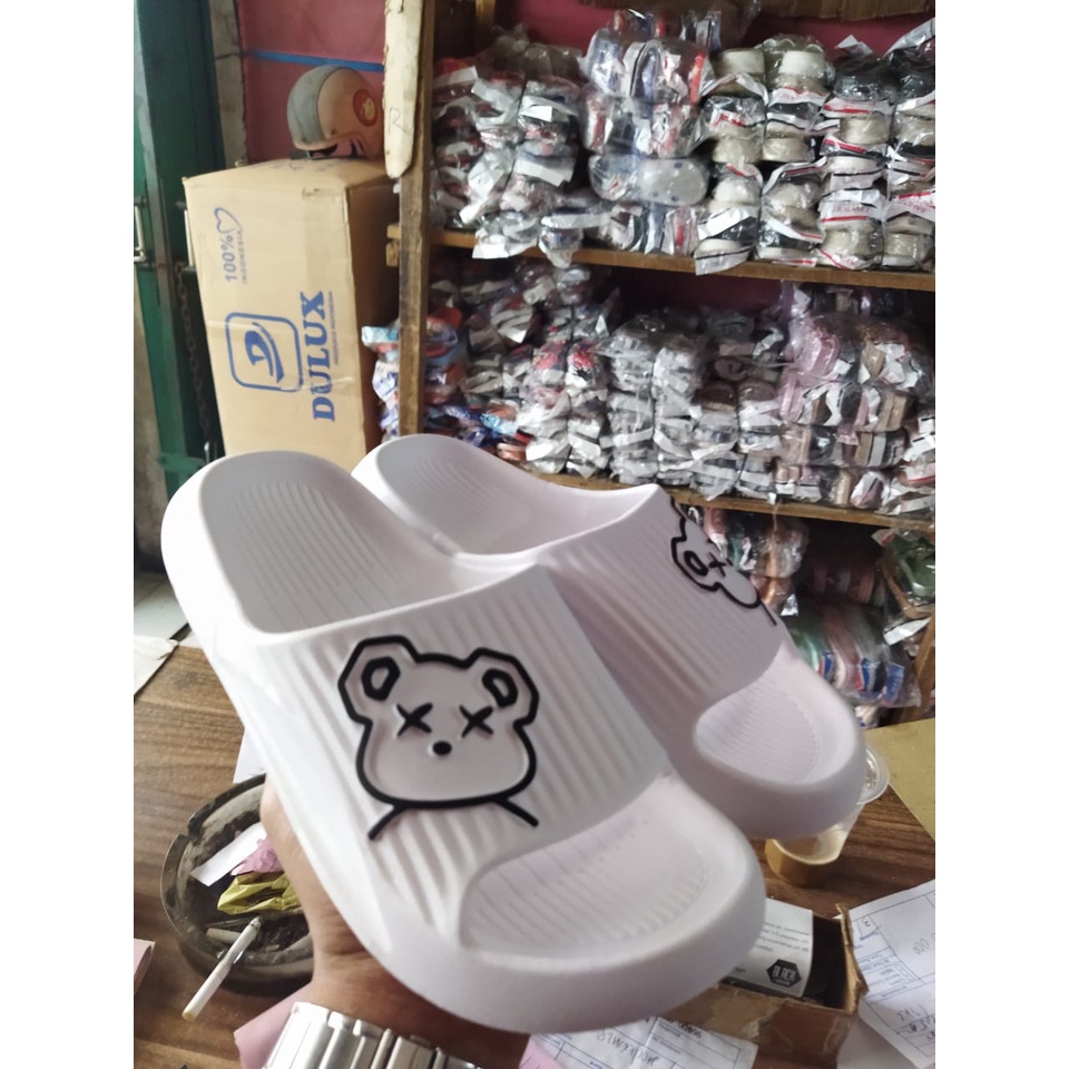 SANDAL SELOP JELLY WANITA DEWASA MOTIF BONEKA MINISO BALANCE 2314-1 (36-41) Sendal selop indor kekinian