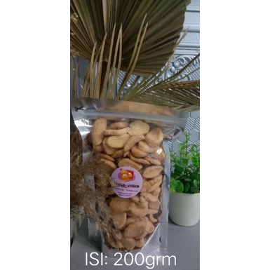 

KUE BIJI KETAPANG ENAK MURAH DAN HALAL