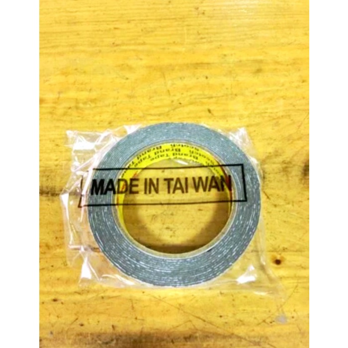 

DOUBLE TAPE BUSA 3m PE FOAM TAPE 22mm x 4 M Meter abu abu2