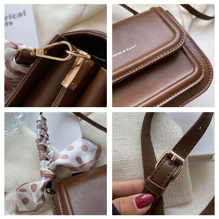Red High-end sense tas kecil wanita populer tahun ini musim panas 2023 gaya baru tas persegi kecil fashion populer tahun ini all-match messenger bag