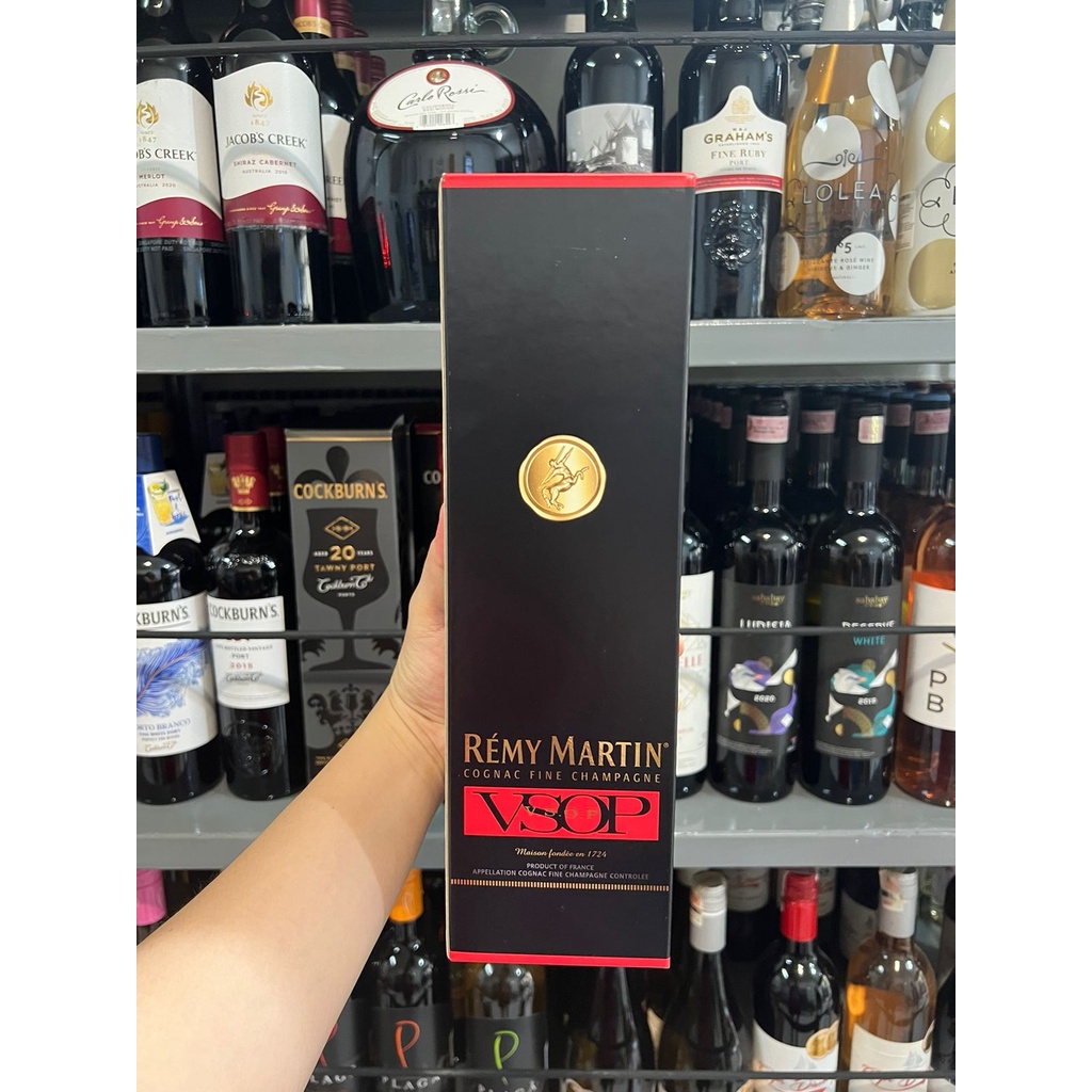 REMY MARTIN VSOP COGNAC 700ML