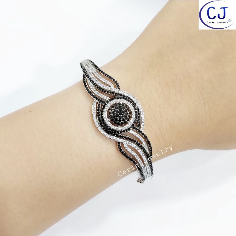 Gelang Bangle Wanita Perak Asli Silver 925 Lapis Emas Putih Model Oval Variasi Gelombang Permata Hitam Kombinasi Putih - Perhiasan Perak Asli