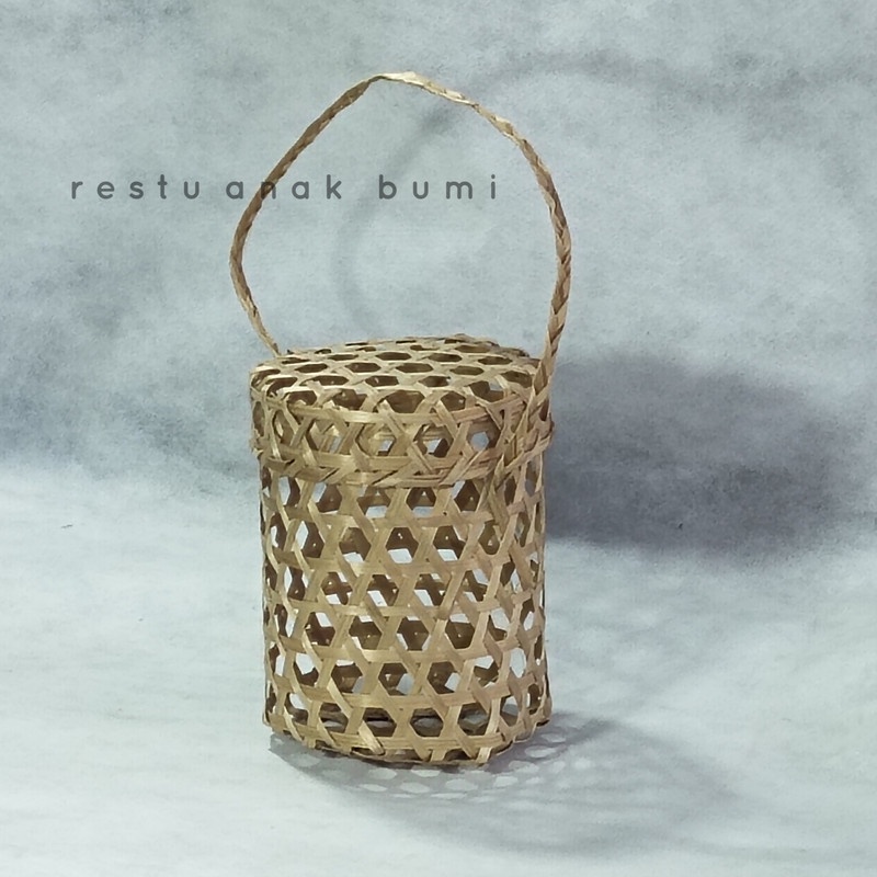

(B069) Toples Bambu cangking d.15cm/Hadiah/Lamaran/Parcel Lebaran/Natal/Acara/Catering/Souvenir/Wadah Serbaguna/Basket/Craft/Fruit Box/Sembako/Teh/Gula/Beras/Telur/Seserahan/Kado/Gift/Hampers/Hantaran/Makanan/Minuman/Keranjang Buah