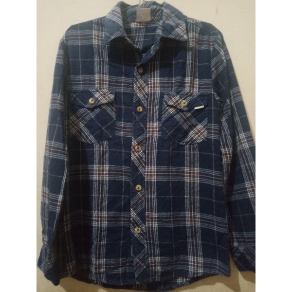 kemeja lengan panjang cowok merk EIGER size M