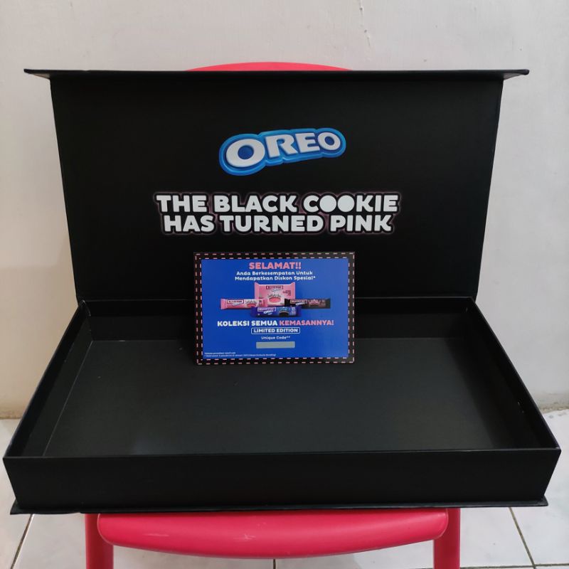 OREO X BLACKPINK Exclusive Collectible Box (LIMITED EDITION)