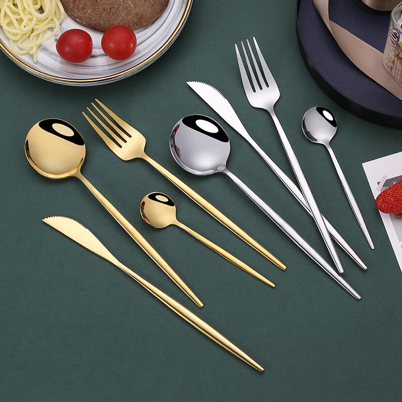 Gift Premium Souvenir Kado Hadiah Pernikahan Set Perlengkapan Makan Sendok Garpu Pisau Black Gold