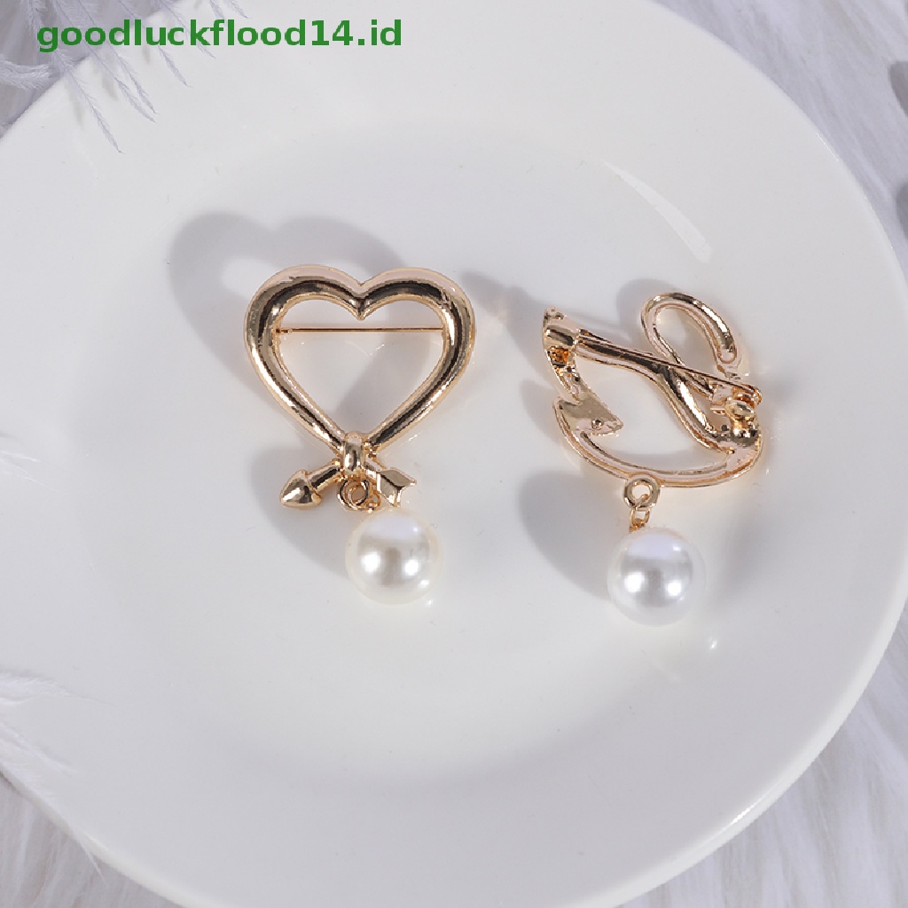 [GOOGFOUR] Fashion Mutiara Lucu Bros pin Pesona Sweater Cardigan Klip Rantai Bros Perhiasan [TOP]