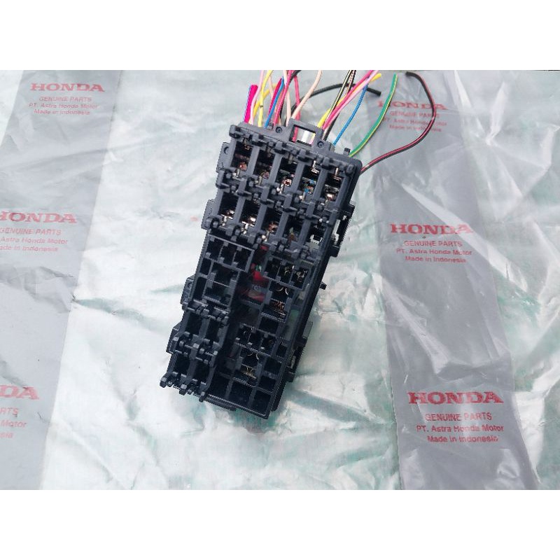 Rumah sekring sikring kabel aki fuse box Genio beat Led new scoopy beat street delux 2020 original