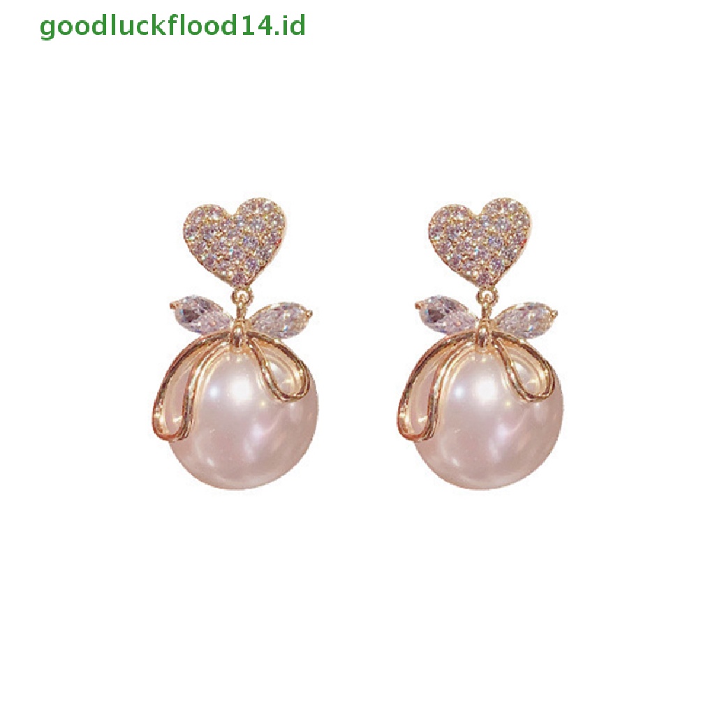 [GOOGFOUR] 1pasang Wanita Stainless Steel Mutiara Imitasi All-Match Sederhana Stud Earrings Pendant [TOP]