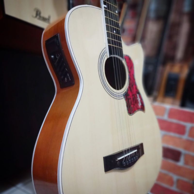 &quot;MURAH MERIAH&quot; Gitar Akustik Elektrik Tanam Besi (Gratis Pik,Kunci L &amp; Senar 1Set)