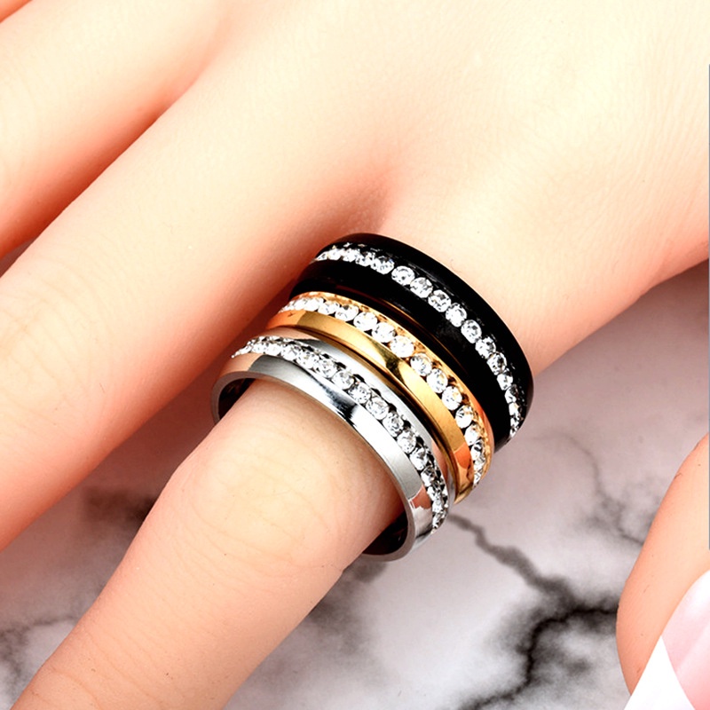 [Harga Grosir] Fashion Sederhana Stainless Steel Baris Tunggal Penuh Berlian Pasangan Cincin/Suhu Kreatif Cincin Jari/Indah Prese Untuk Teman Laki-Laki Atau Perempuan/Perhiasan/Penjualan Panas
