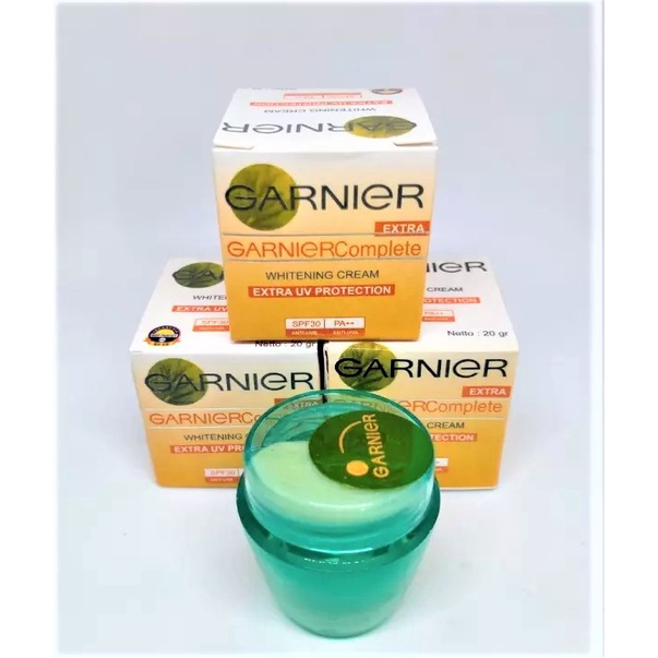 CREAM GARNIER Cream Whitening Wajah | Dipakai Siang dan Malam