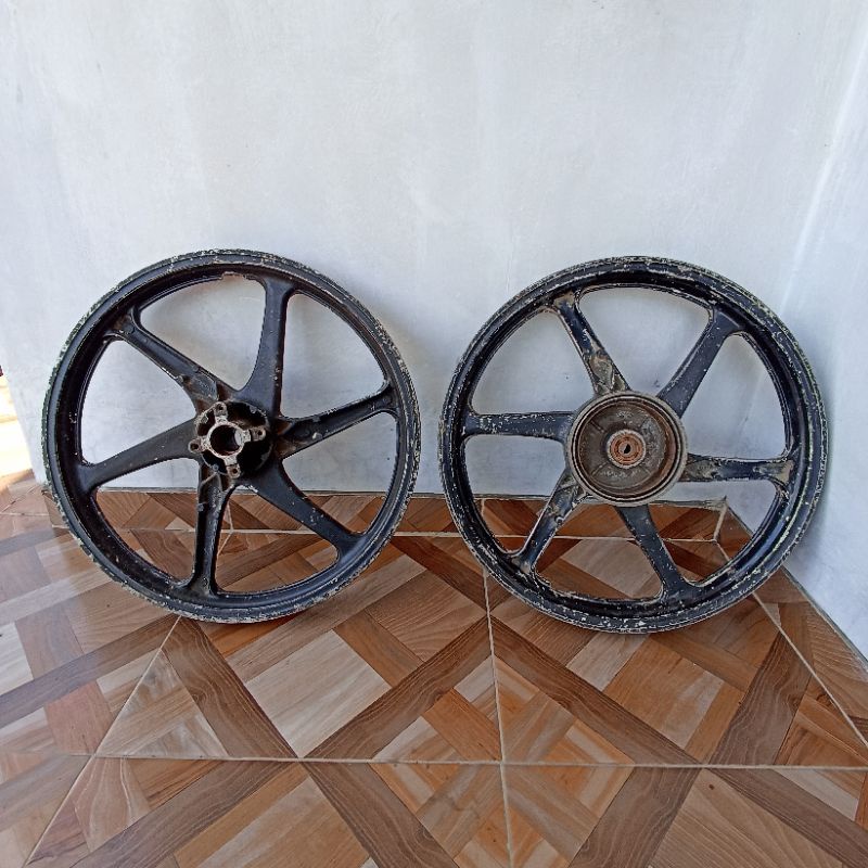 velg pelek racing standart Yamaha Jupiter z cw old castwheel pnp fiz r fizr Original