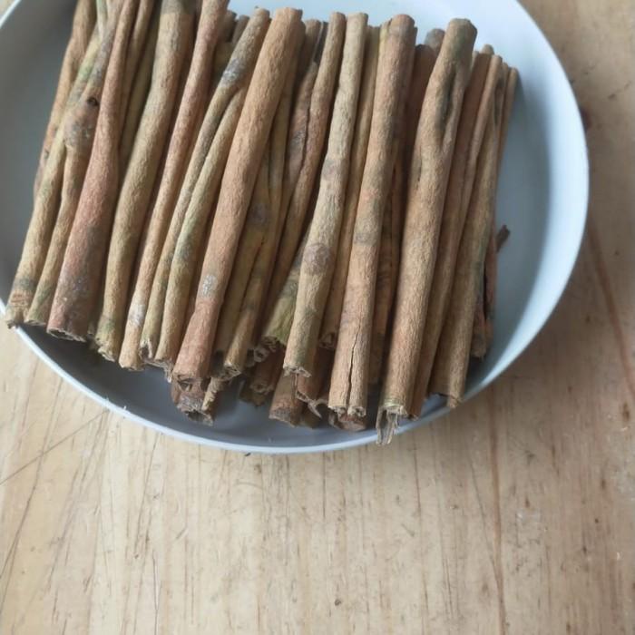 

Kayu Manis / Cinnamon Stick 1Kg 1000Gram Utuh Best Seller